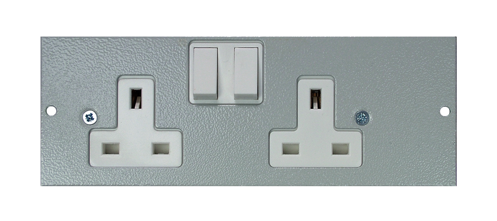 3 COMPARTMENT FLOORBOX 13AMP TWIN SOCKET OUTLET PLATE