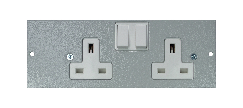 4 COMPARTMENT FLOORBOX 13AMP TWIN SOCKET PLATE RIGHTHAND 