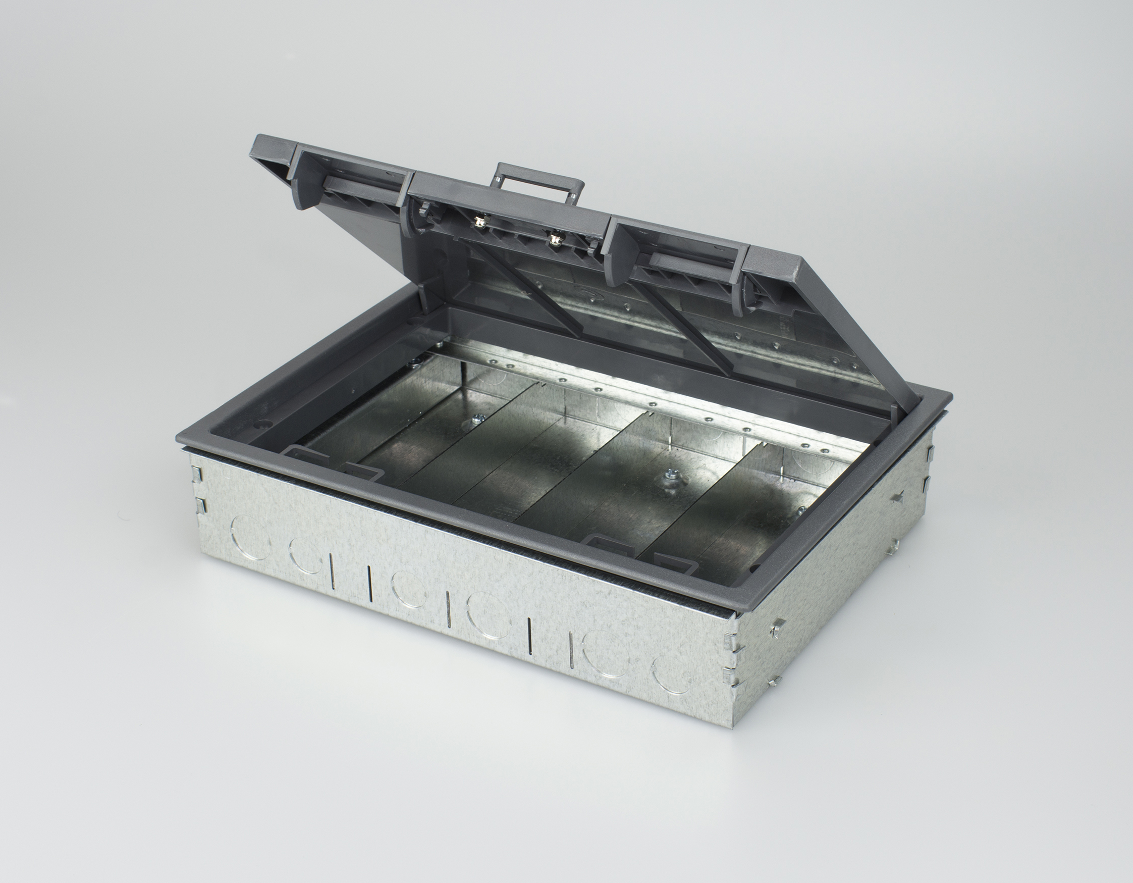 4 COMPARTMENT SCREEDED FLOORBOX